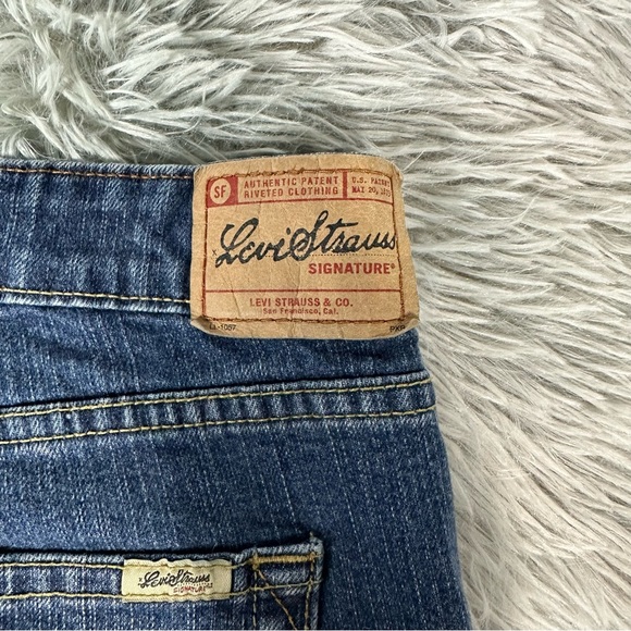 Levi Strauss Signature Stretch Low-rise Bootcut Jeans Woman’s 6M - Picture 9 of 11